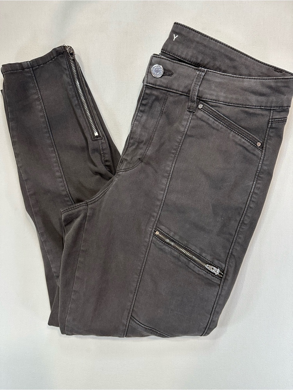 WHBM Turkish Coffee Mid-Rise Skinny Crop Utility Cargo Skinny Jeans Size 29 / 8